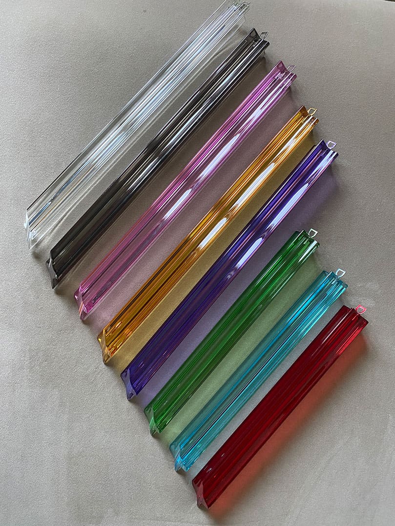 Murano-chandelier-multi-prisms-cherry-vintage-interior
